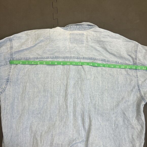 VTG Levis Shirt Men X-Large Blue Denim Light Wash Long Sleeve Button Red Tab - Picture 10 of 10